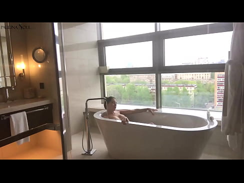 ❤️ Óriási babe szenvedélyesen kiveri ki a punciját a fürdőszobában ❌ Porno at hu.quizfarmature.ru ❌️❤