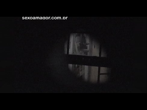 ❤️ Szőke lányt titokban videóra vette a környékbeli kukkoló, aki üreges téglák mögé rejtőzött ❌ Porno at hu.quizfarmature.ru ❌️❤